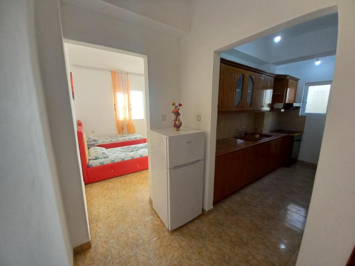 Apartments Vila Ardi Sarandë 外观 照片
