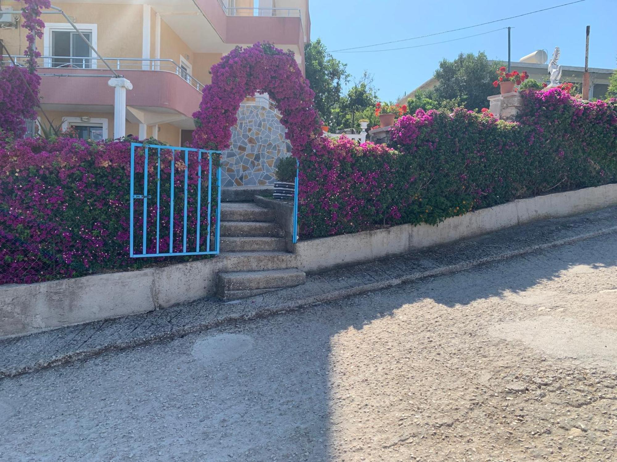 Apartments Vila Ardi Sarandë 外观 照片