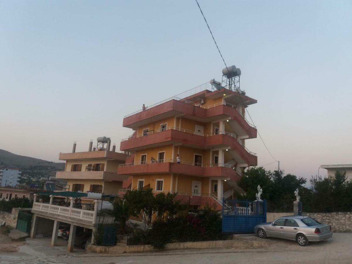 Apartments Vila Ardi Sarandë 外观 照片