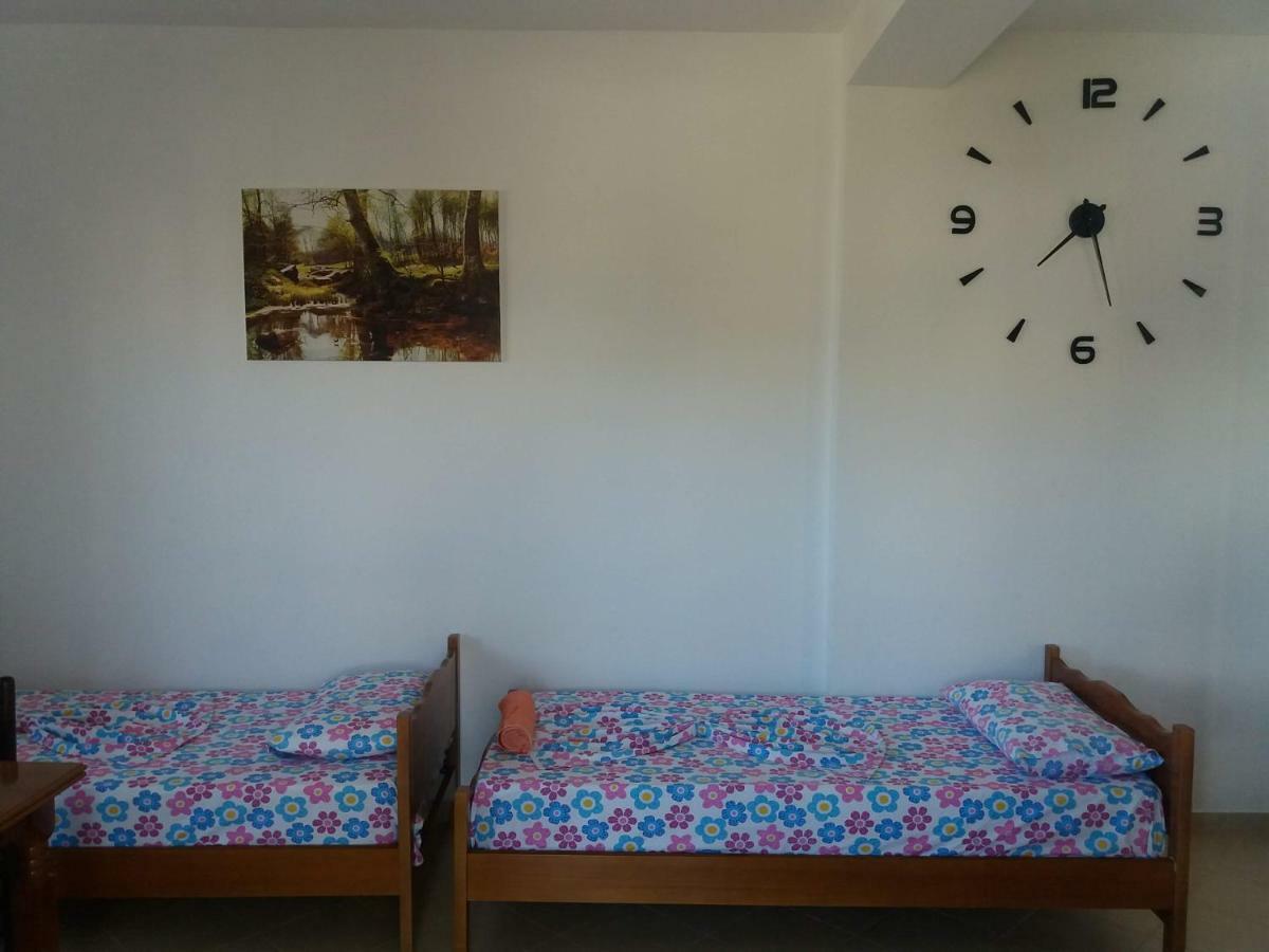Apartments Vila Ardi Sarandë 外观 照片